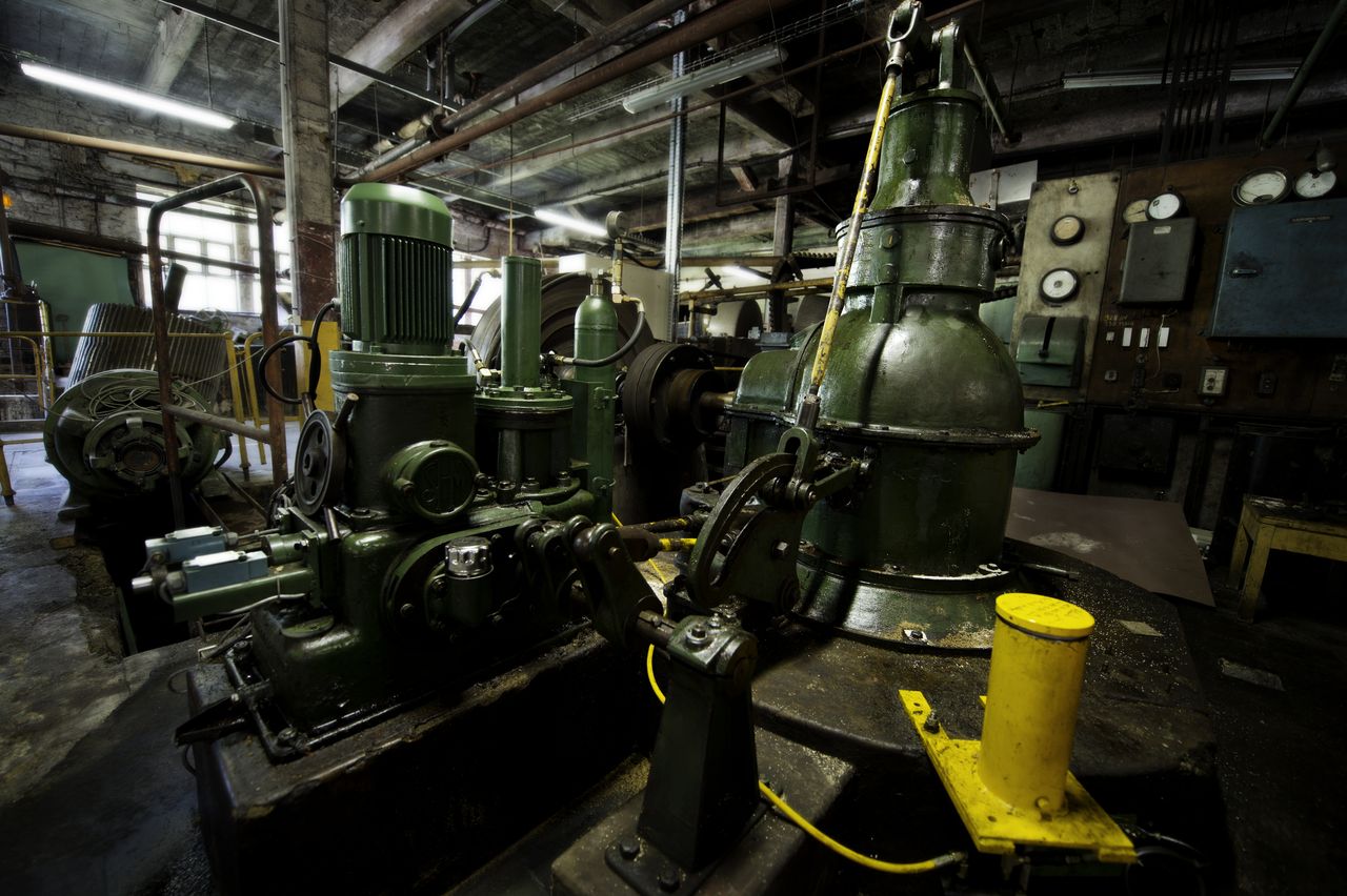 Monuments Cartonnerie de Mesnay 4586